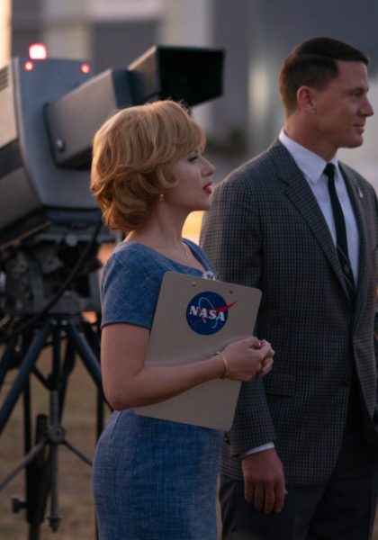 Kelly Jones (Scarlett Johansson) and Cole Davis (Channing Tatum) in FLY ME TO THE MOON.
